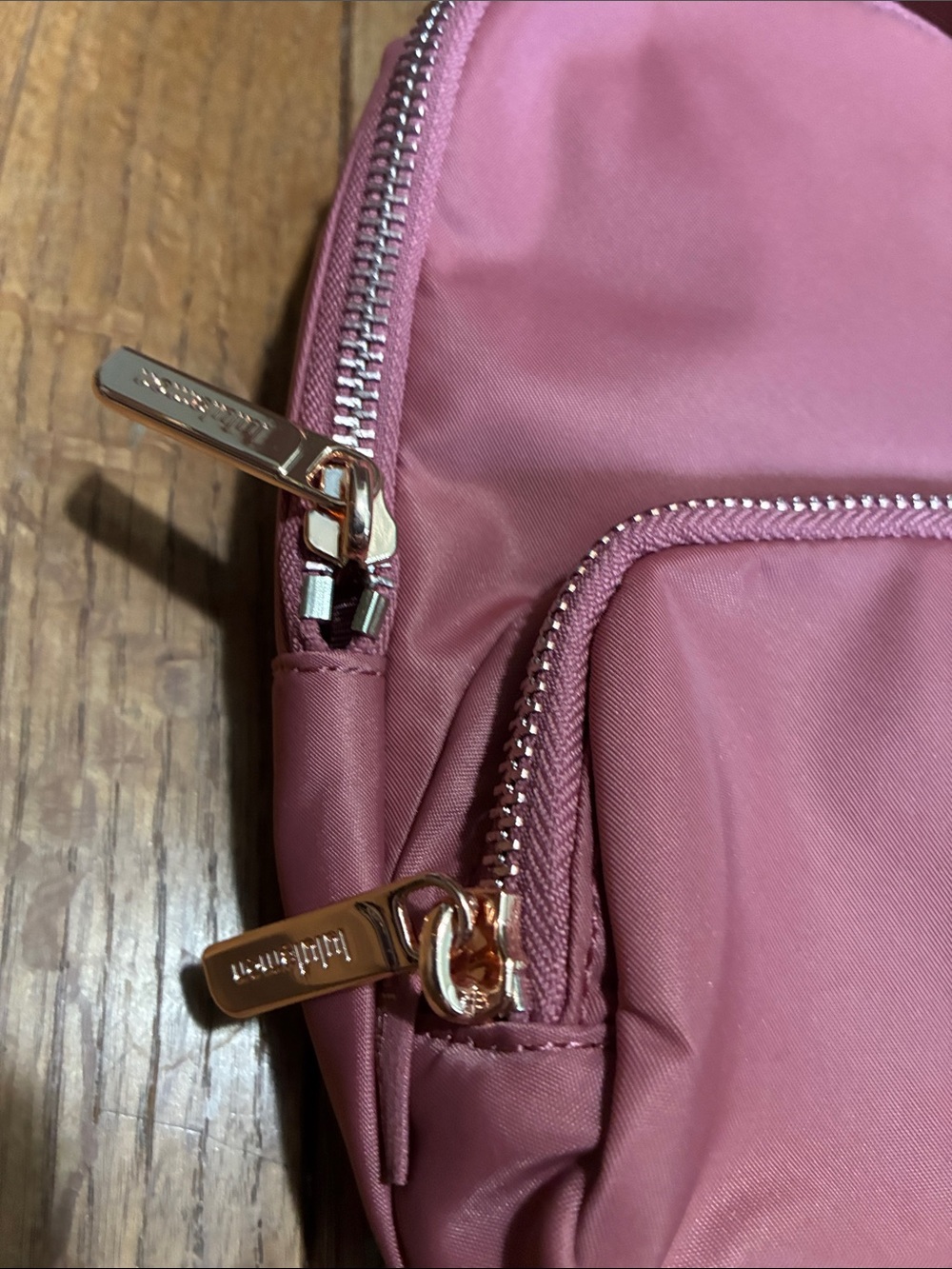 lululemon athletica Everywhere Sling Bag NWT - Picture 2 of 8